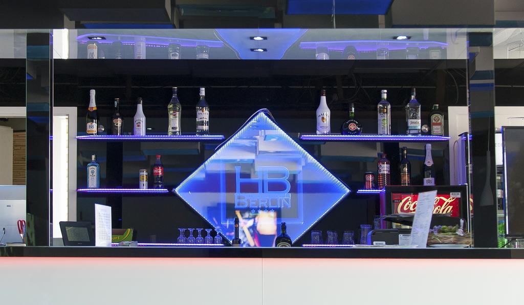 Hotel Berlin Budapest Luaran gambar