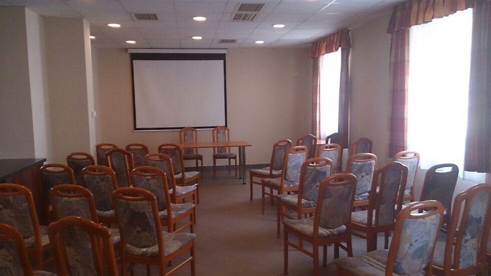 Hotel Berlin Budapest Luaran gambar