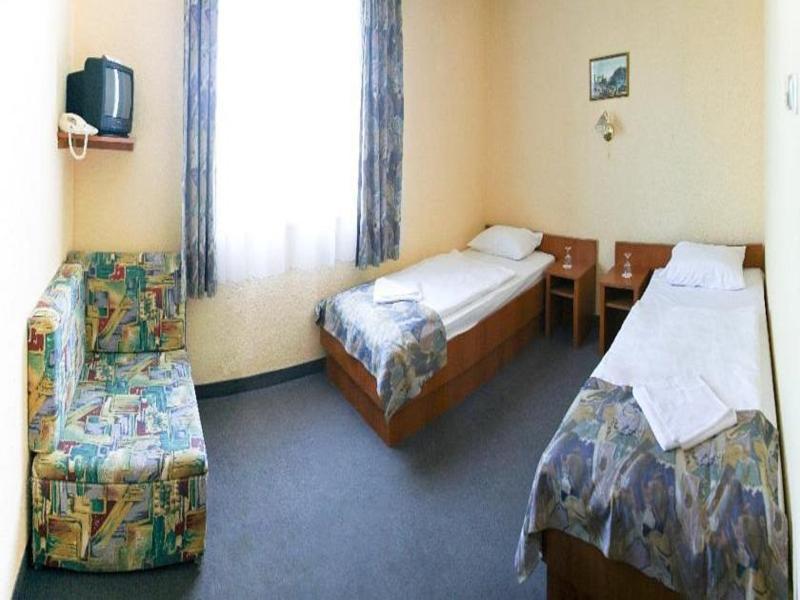 Hotel Berlin Budapest Luaran gambar