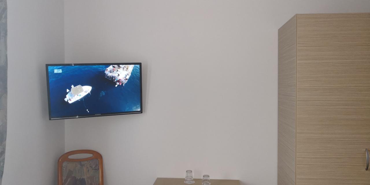 Hotel Berlin Budapest Luaran gambar